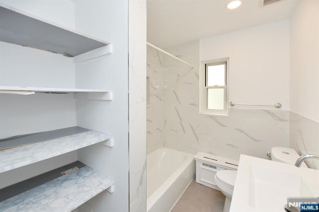 451 Heath Place 8, Hackensack, NJ 07601