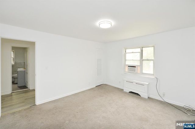 451 Heath Place 8, Hackensack, NJ 07601
