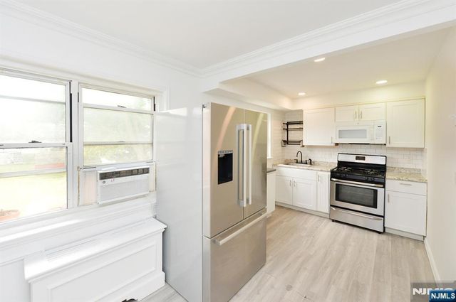 451 Heath Place 8, Hackensack, NJ 07601