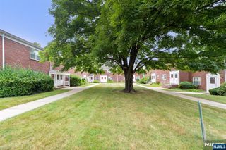 451 Heath Place 8, Hackensack, NJ 07601