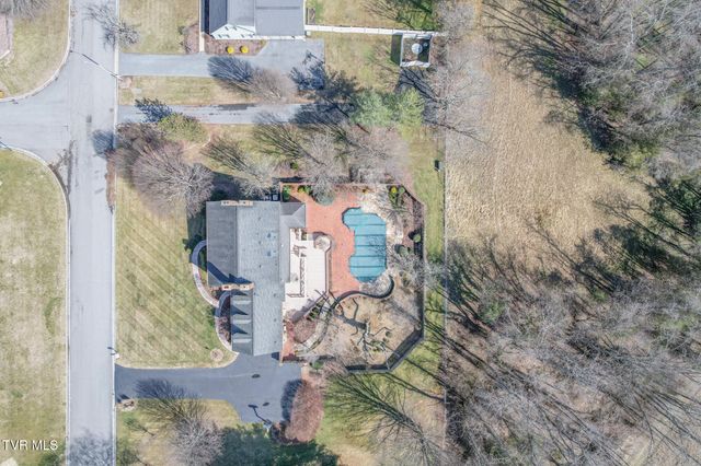 244 Roscommon Drive, Bristol, TN 37620