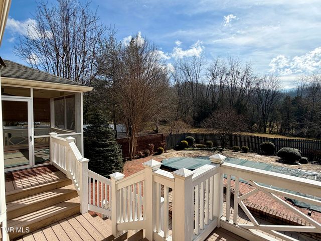 244 Roscommon Drive, Bristol, TN 37620