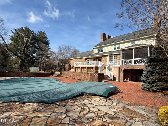 244 Roscommon Drive, Bristol, TN 37620