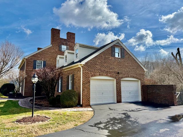 244 Roscommon Drive, Bristol, TN 37620