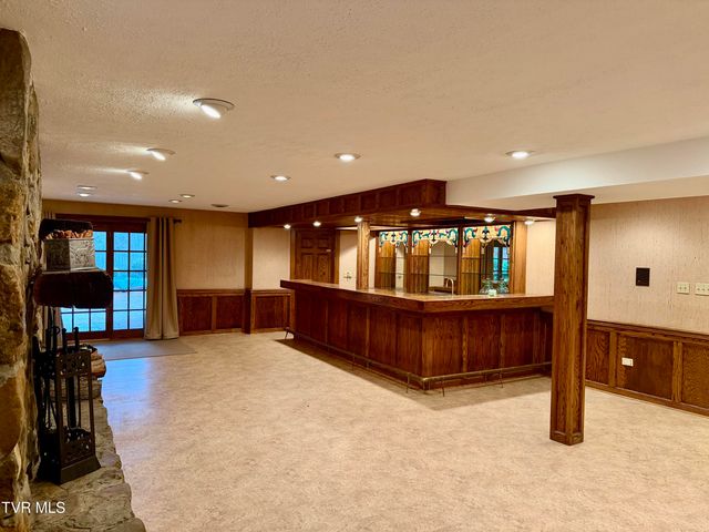 244 Roscommon Drive, Bristol, TN 37620