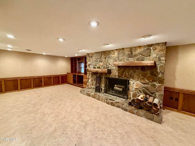 244 Roscommon Drive, Bristol, TN 37620