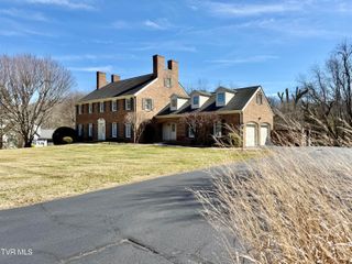 244 Roscommon Drive, Bristol, TN 37620