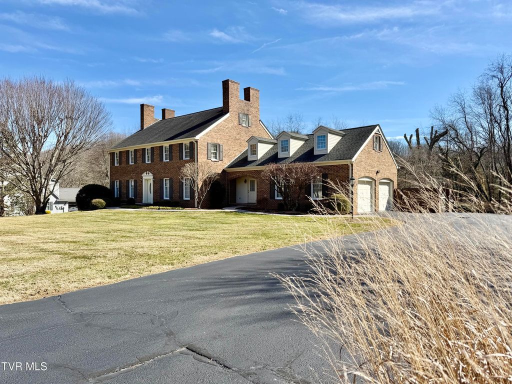 244 Roscommon Drive, Bristol, TN 37620