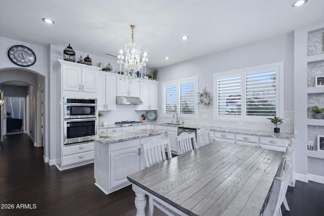 5483 W QUAIL Avenue, Glendale, AZ 85308