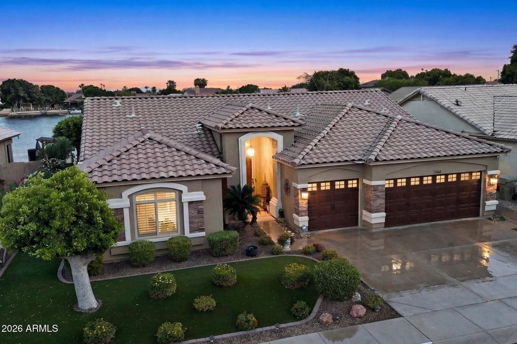 5483 W QUAIL Avenue, Glendale, AZ 85308