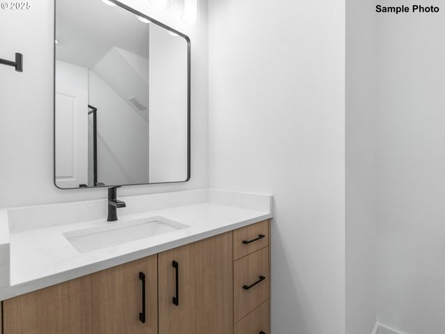 3839 N Willis Blvd 2, Portland, OR 97217