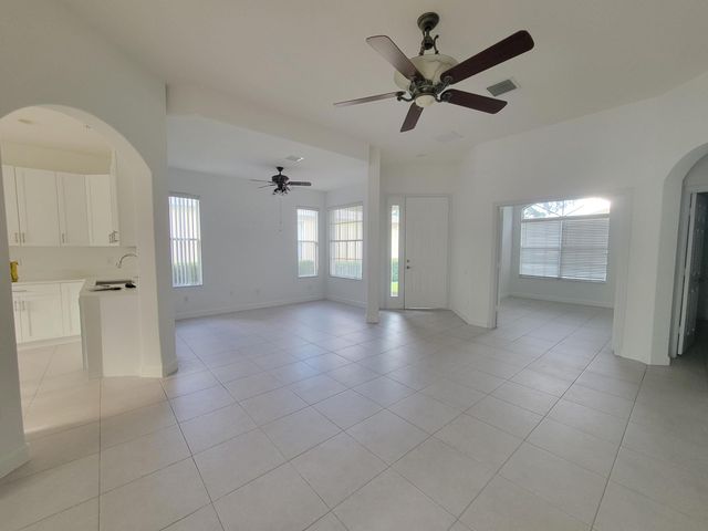 3103 Anthem Way, Vero Beach, FL 32966
