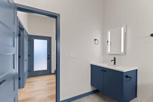 12 SW Roosevelt Avenue, Bend, OR 97702