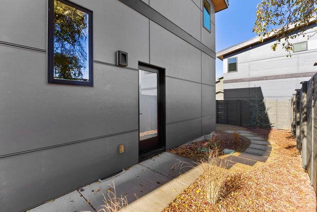 12 SW Roosevelt Avenue, Bend, OR 97702