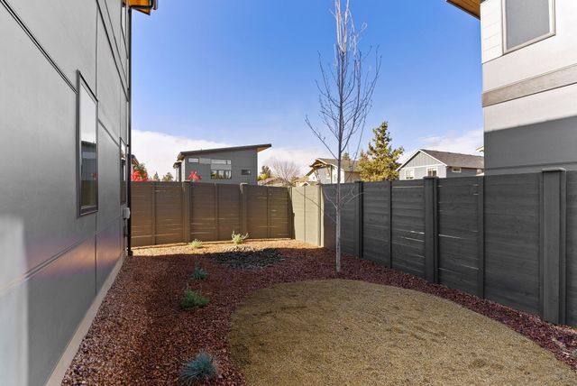 12 SW Roosevelt Avenue, Bend, OR 97702