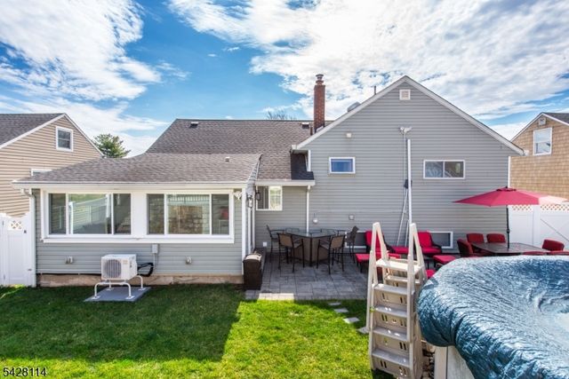 24 Lennon Place, Clifton City, NJ 07013