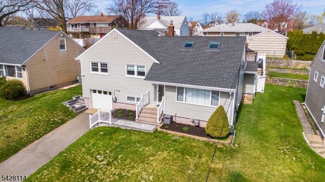 24 Lennon Place, Clifton City, NJ 07013