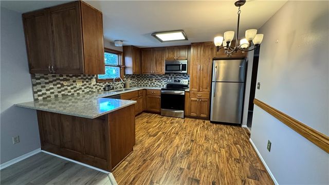 7100 Old Troy Pike, Huber Heights, OH 45424