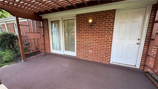 7100 Old Troy Pike, Huber Heights, OH 45424