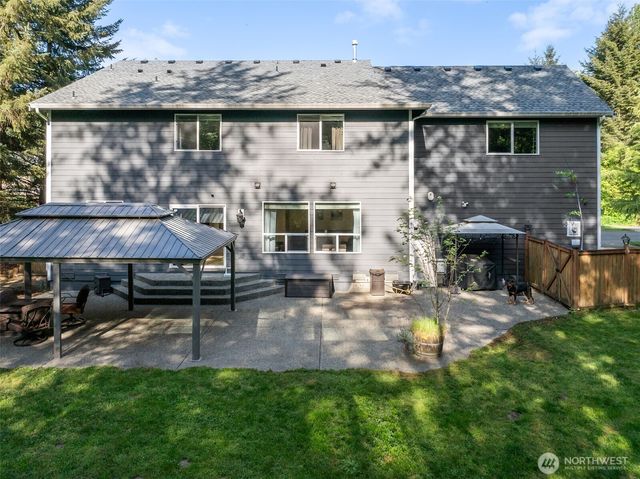 19010 5th Street E, Lake Tapps, WA 98391