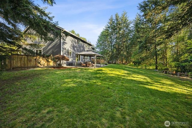 19010 5th Street E, Lake Tapps, WA 98391