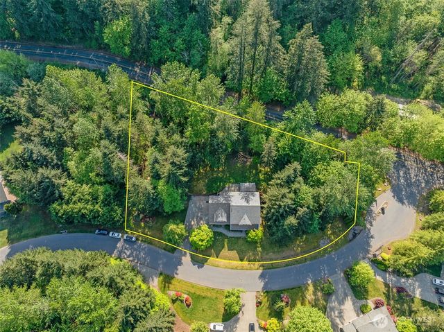 19010 5th Street E, Lake Tapps, WA 98391
