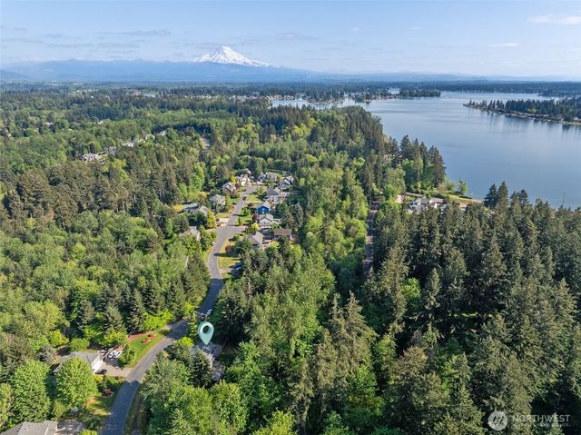 19010 5th Street E, Lake Tapps, WA 98391