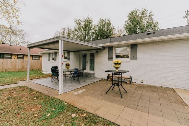 624 Paces Ferry Dr, Nashville, TN 37214