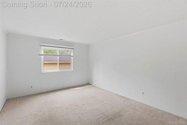 4892 Ashley Lane, Waterford Charter Township, MI 48329