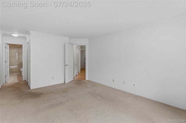 4892 Ashley Lane, Waterford Charter Township, MI 48329