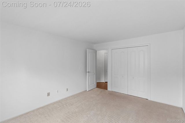 4892 Ashley Lane, Waterford Charter Township, MI 48329