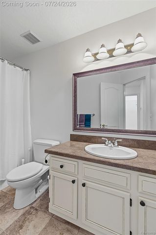 4892 Ashley Lane, Waterford Charter Township, MI 48329
