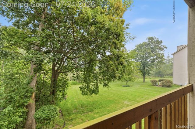 4892 Ashley Lane, Waterford Charter Township, MI 48329