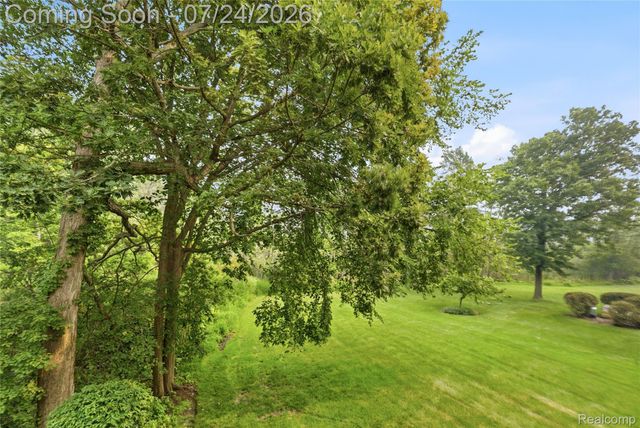 4892 Ashley Lane, Waterford Charter Township, MI 48329