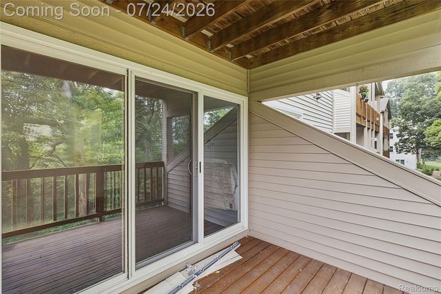 4892 Ashley Lane, Waterford Charter Township, MI 48329