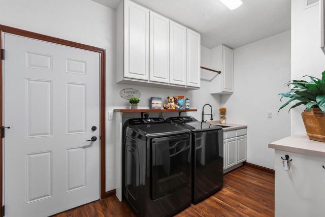 242 Kiesner DRIVE, Chilton, WI 53014