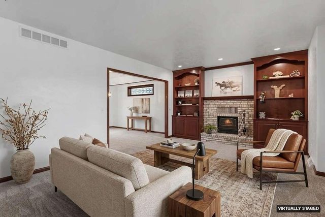 242 Kiesner DRIVE, Chilton, WI 53014