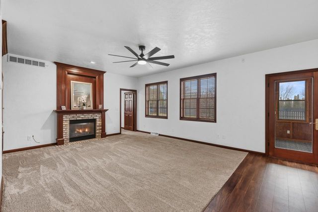 242 Kiesner DRIVE, Chilton, WI 53014