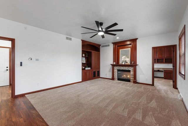 242 Kiesner DRIVE, Chilton, WI 53014