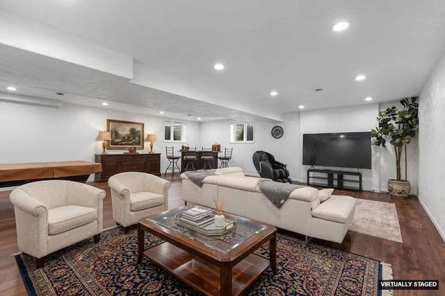 242 Kiesner DRIVE, Chilton, WI 53014