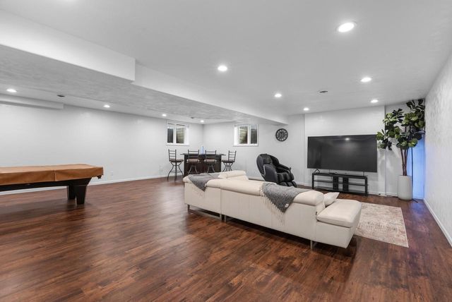 242 Kiesner DRIVE, Chilton, WI 53014