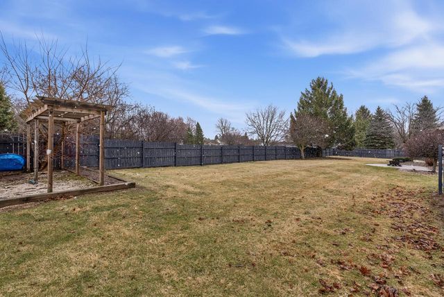 242 Kiesner DRIVE, Chilton, WI 53014