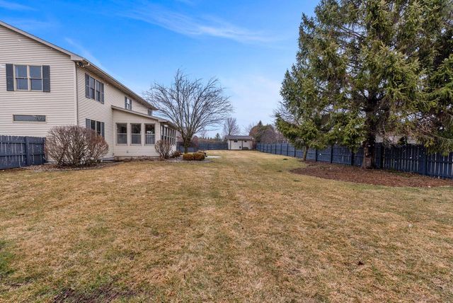 242 Kiesner DRIVE, Chilton, WI 53014