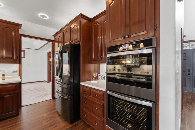 242 Kiesner DRIVE, Chilton, WI 53014