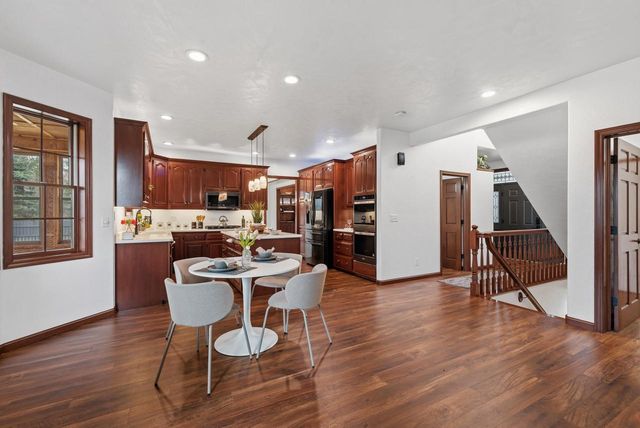 242 Kiesner DRIVE, Chilton, WI 53014