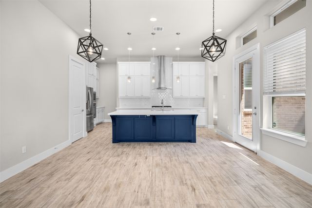 8091 Sunflower Lane, Dallas, TX 75252