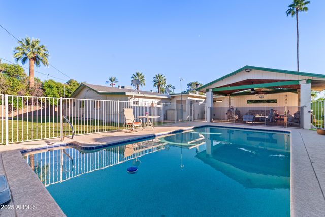 7502 N 7TH Avenue, Phoenix, AZ 85021