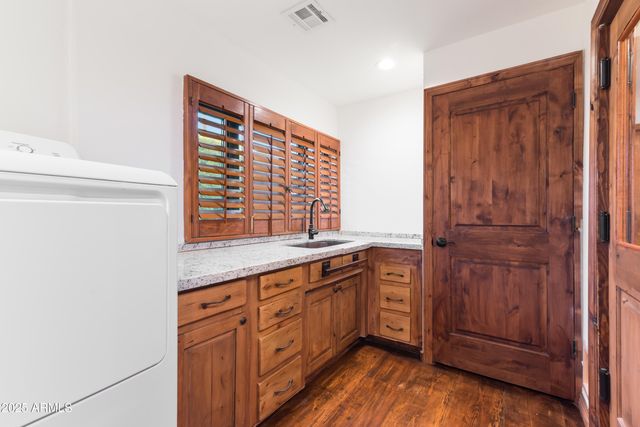 7502 N 7TH Avenue, Phoenix, AZ 85021