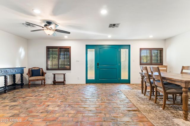 7502 N 7TH Avenue, Phoenix, AZ 85021