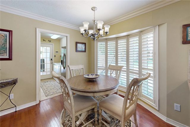 8615 Rosewood Drive, College Station, TX 77845